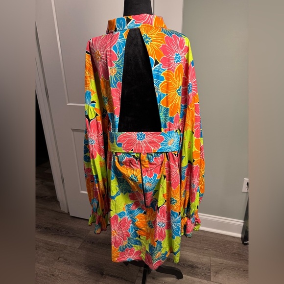 ASOS LUXE CURVE PEEKABOO FLARE SLEEVE SHIRT DRESS FLORAL bright - Picture 4 of 8